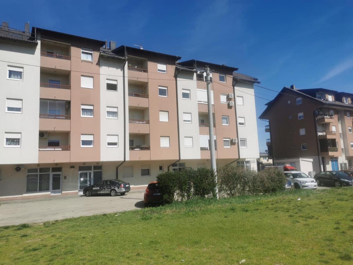 Amabilis Apartment Баня Лука Екстериор снимка